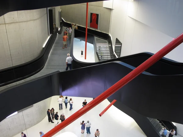 Музей современного искусства XXI века MAXXI — стоковое фото