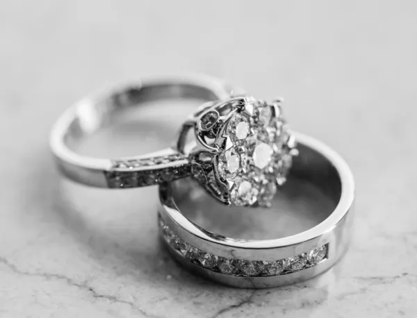 Nişan yüzüğü seti — Stok fotoğraf