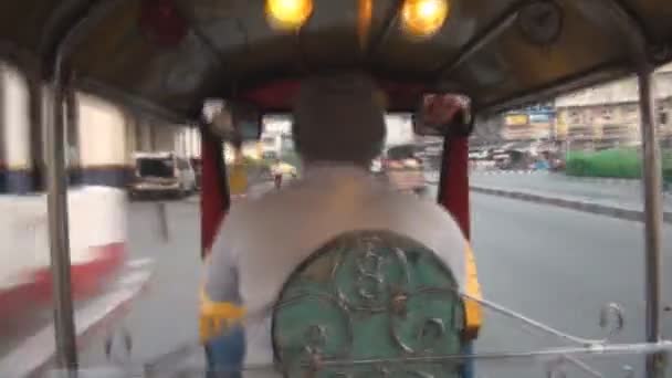 Tuktuk-Fahrt — Stockvideo