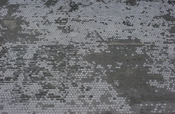潮湿的街道瓷砖 — 图库照片