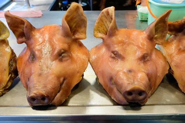 Boiled Pig Head Sell Fresh Market — Stock Photo, Image