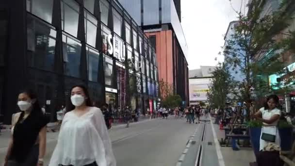 Bangkok Tailandia Mayo 2022 Multitud Personas Nueva Calle Siam Square — Vídeo de stock