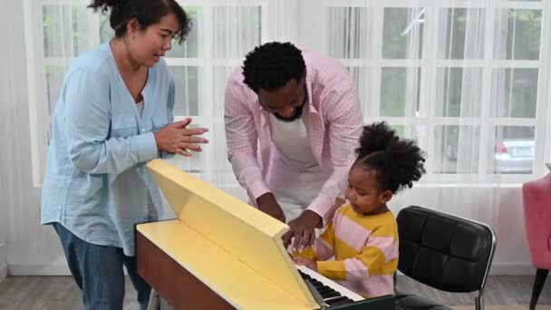 Little Girl Play Piano Parent Living Room — Video