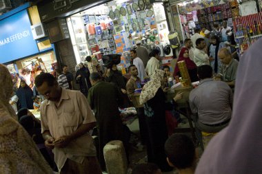 Han el-Halili ın Bazaarı Kahire