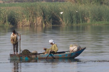 Nil Nehri üzerinde yaşam