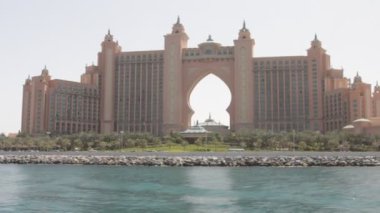 dubai palm Island tekne gördüm