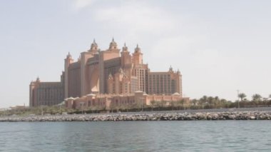 dubai palm Island tekne gördüm