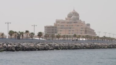 dubai palm Island tekne gördüm