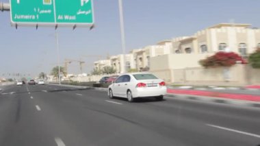 dubai şehir arabasından gördüm