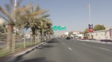 dubai şehir arabasından gördüm