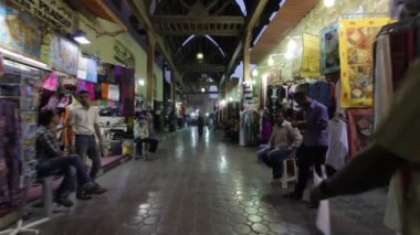 Dubai souk akşam