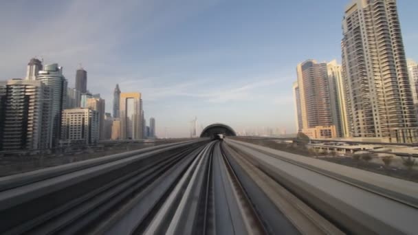 Dubais tunnelbana — Stockvideo