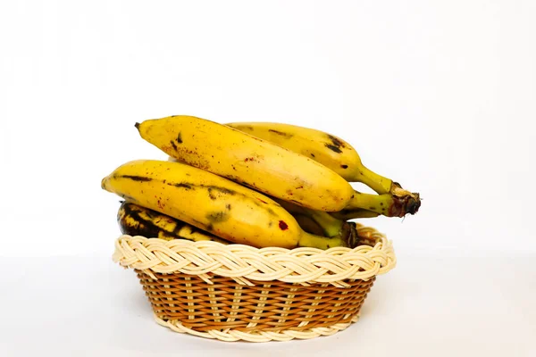 Zbliżenie Zdjęcie Kerala Smaczny Długi Banan Koszyku Skupienie Selektywne — Zdjęcie stockowe
