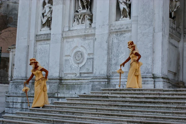 Women on the stairs during the carnival — Stock Photo, Image