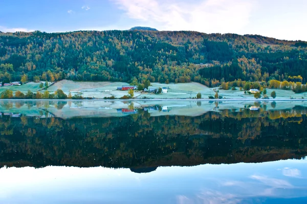 Som en spegel — Stockfoto