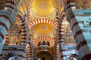 notre-dame de la garde, Marsilya altın mozaikleri