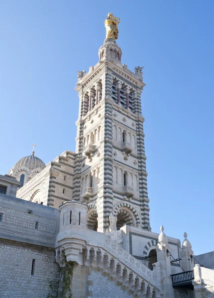 ノートルダム ド ラ ガルド、マルセイユの鐘楼 — ストック写真