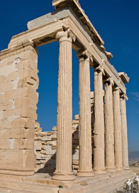 Akropolis tapınakları