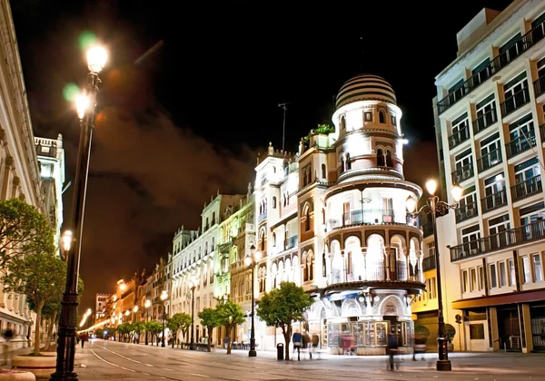 A cidade da noite — Fotografia de Stock