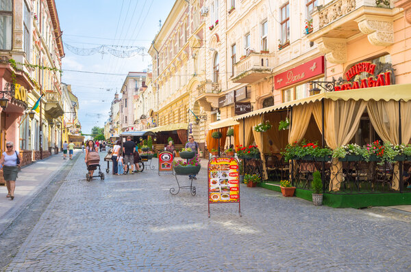 Старые Черновцы
