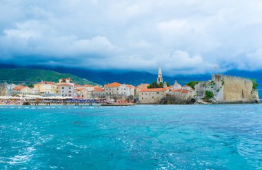 Bulutlu budva