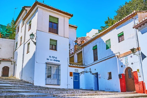 Granada España Septiembre 2019 Las Pequeñas Casas Residenciales Blancas Cafeterías —  Fotos de Stock