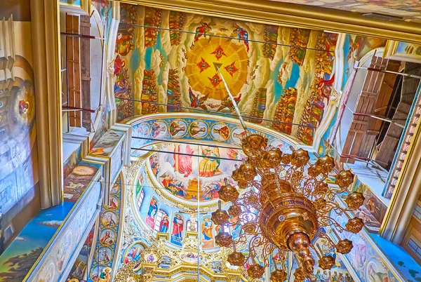 Kyiv Ucrania Agosto 2021 Pintoresca Araña Oro Colorida Bóveda Con —  Fotos de Stock