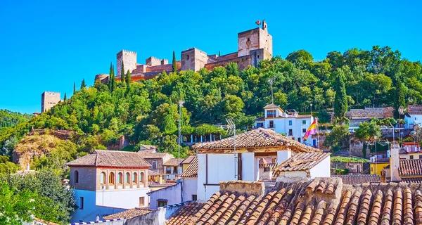 Espectacular Fortaleza Piedra Alhambra Con Murallas Torres Conservadas Vista Través — Foto de Stock