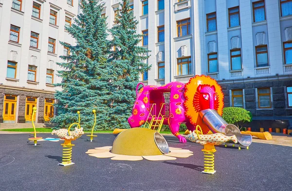 Kyiv Ukraine August 2021 Fairy Tale Pink Lion Inclusive Art — Stock Photo, Image
