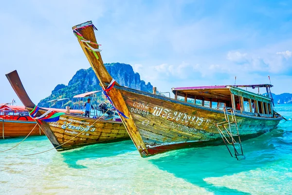 Nang Thailand April 2019 Longtail Boats Moored Sand Spit Connecting — Stock Photo, Image