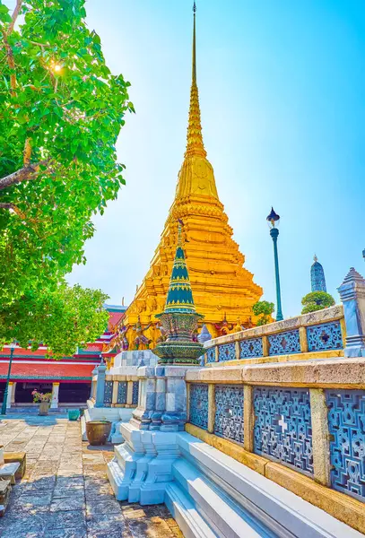 Bangkok Thailand Toukokuu 2019 Phra Suvarnachedi Kultainen Chedi Jolla Korkea — kuvapankkivalokuva
