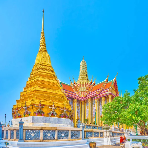 Bangkok Thailandia Maggio 2019 Templi Oro Nel Complesso Buddha Smeraldo — Foto Stock