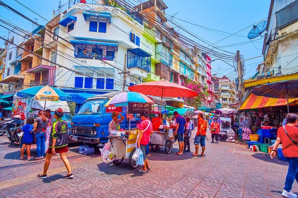 Bangkok Tailandia Mayo 2019 Los Comerciantes Con Carros Una Concurrida — Foto de Stock