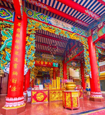 Kuan Yin 'in parlak imge evi, Çin Mahallesi, Bangkok, Tayland' ın merkezindeki popüler tapınak.