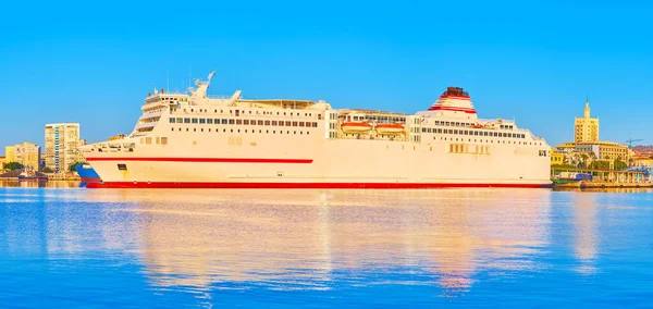 Modern White Cruise Liner Moored Malaga Port Bright Blue Sky — Stock Photo, Image
