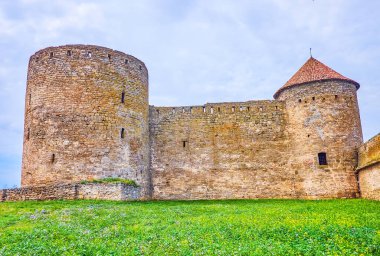 Akkerman Kalesi 'nin yeşil avlusu Ukrayna' nın ortaçağ incisi Bilhorod-Dnistrovskyi