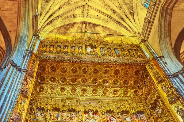 Seville Espanha Sept 2019 Detalhes Madeira Dourada Esculpida Altar Prefeito — Fotografia de Stock