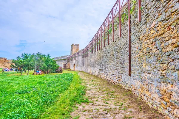 Bilhorod Ukraine June 2021 Walk High Surrounding Walls Akkerman Fortress — Stock Photo, Image