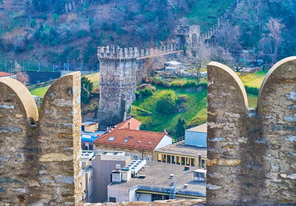 Battlements Medieval City Walls Bellinzona Switzerland — Stockfoto