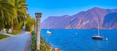 Lugano Gölü kıyısındaki Park Villa Heleneum 'daki ara sokak manzarası, Lugano, İsviçre