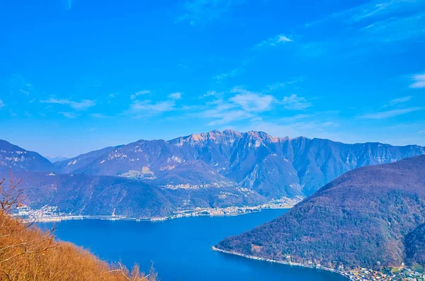 Lac Lugano Bleu Vif Parmi Les Pittoresques Préalpes Lugano Vue — Photo
