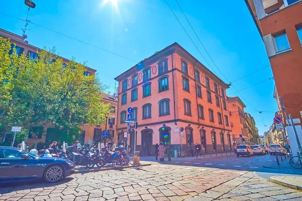 Milan Włochy Kwietnia 2022 Historyczna Dzielnica Brera Pięknymi Budynkami Licznymi — Zdjęcie stockowe