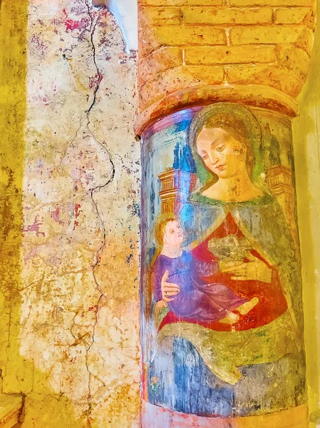 2022年3月25日 在瑞士莫科特的圣玛丽亚 德尔萨索教堂 墙上的柱子装饰着圣母玛利亚 德尔萨索教堂的壁画 — 图库照片