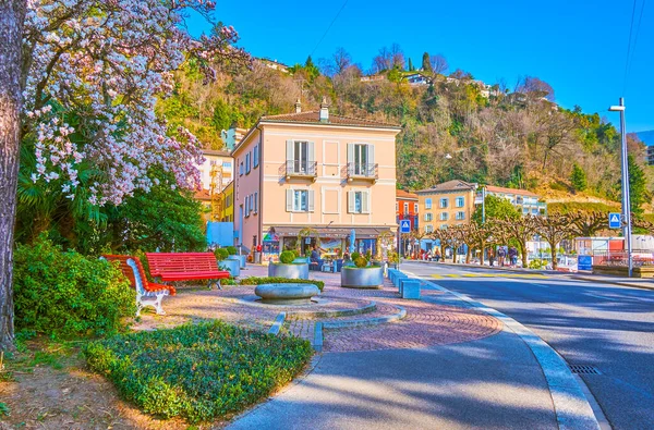 Lugano Suisse Mars 2022 Les Bancs Agréables Dans Petit Jardin — Photo