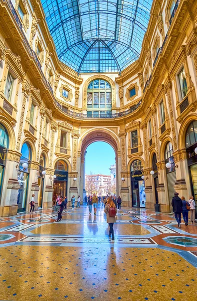 Milan Italy April 2022 Galleria Vittorio Emanuele Outstanding Shopping Mall — Foto de Stock