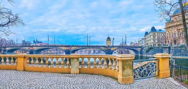 Viewing Terrace Slavonic Island Observing Vltava River Legion Bridge Vitus — Stock Photo, Image