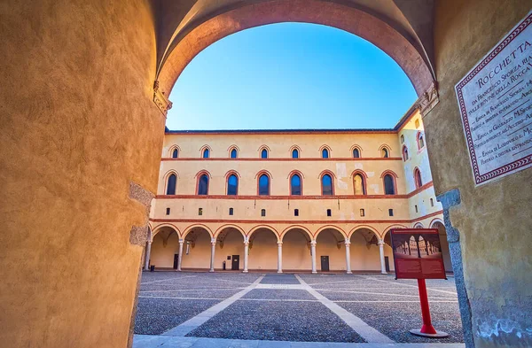 Milan Italy April 2022 Historical Entrance Rocchetta Courtyard Most Impregnable — Stock Photo, Image