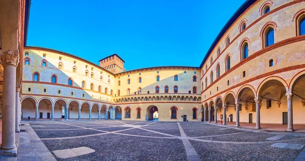 Panoráma Rocchetta Udvar Középkori Sforza Vára Milánóban Olaszországban — Stock Fotó