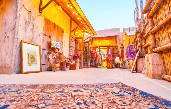 阿联酋迪拜Al Seef老房子里的小旅游商店 — 图库照片