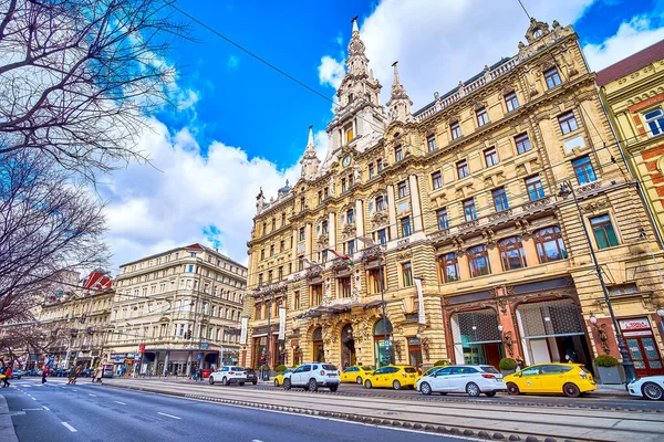 Budapest Ουγγαρια Φεβρουαριου 2022 Εξαιρετική Πρόσοψη Του Ιστορικού Ξενοδοχείου New — Φωτογραφία Αρχείου